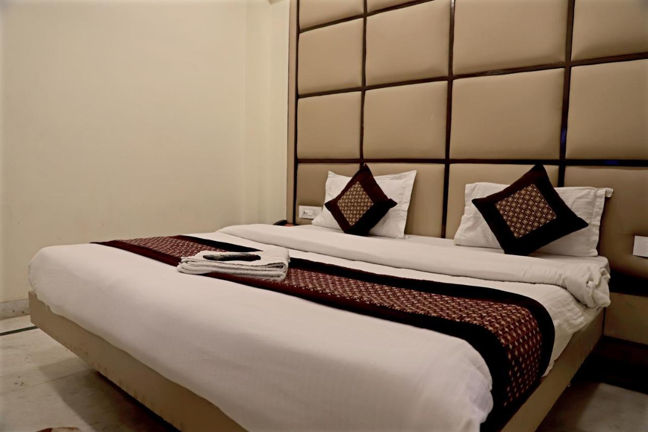 Hotel Klick International At "5 Min Walking " From New Delhi Railway Station Nova Deli Exterior foto