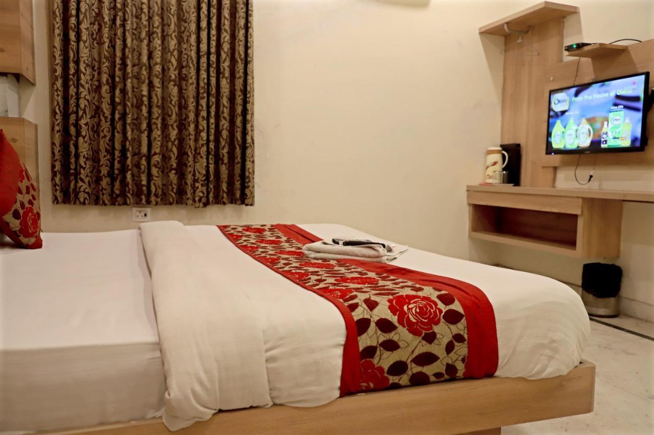 Hotel Klick International At "5 Min Walking " From New Delhi Railway Station Nova Deli Exterior foto