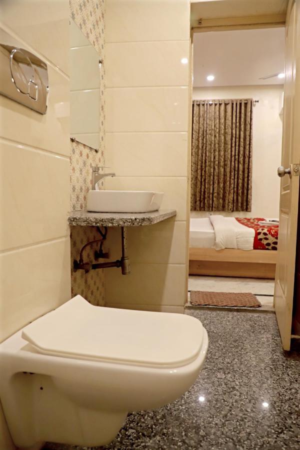 Hotel Klick International At "5 Min Walking " From New Delhi Railway Station Nova Deli Exterior foto