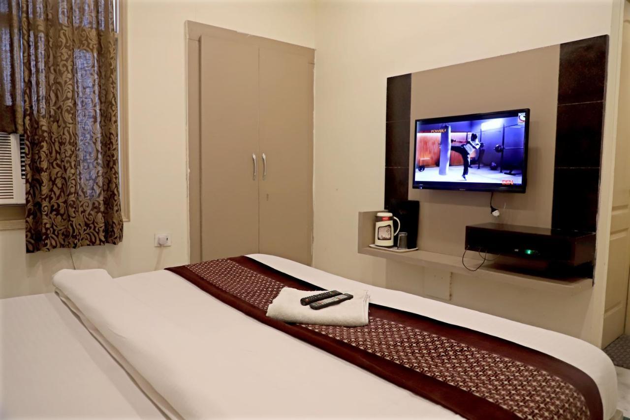 Hotel Klick International At "5 Min Walking " From New Delhi Railway Station Nova Deli Exterior foto