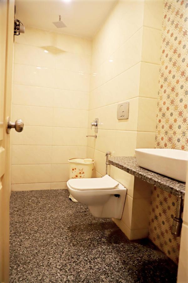 Hotel Klick International At "5 Min Walking " From New Delhi Railway Station Nova Deli Exterior foto