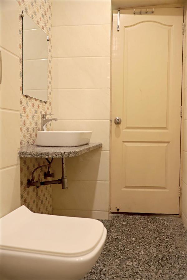 Hotel Klick International At "5 Min Walking " From New Delhi Railway Station Nova Deli Exterior foto