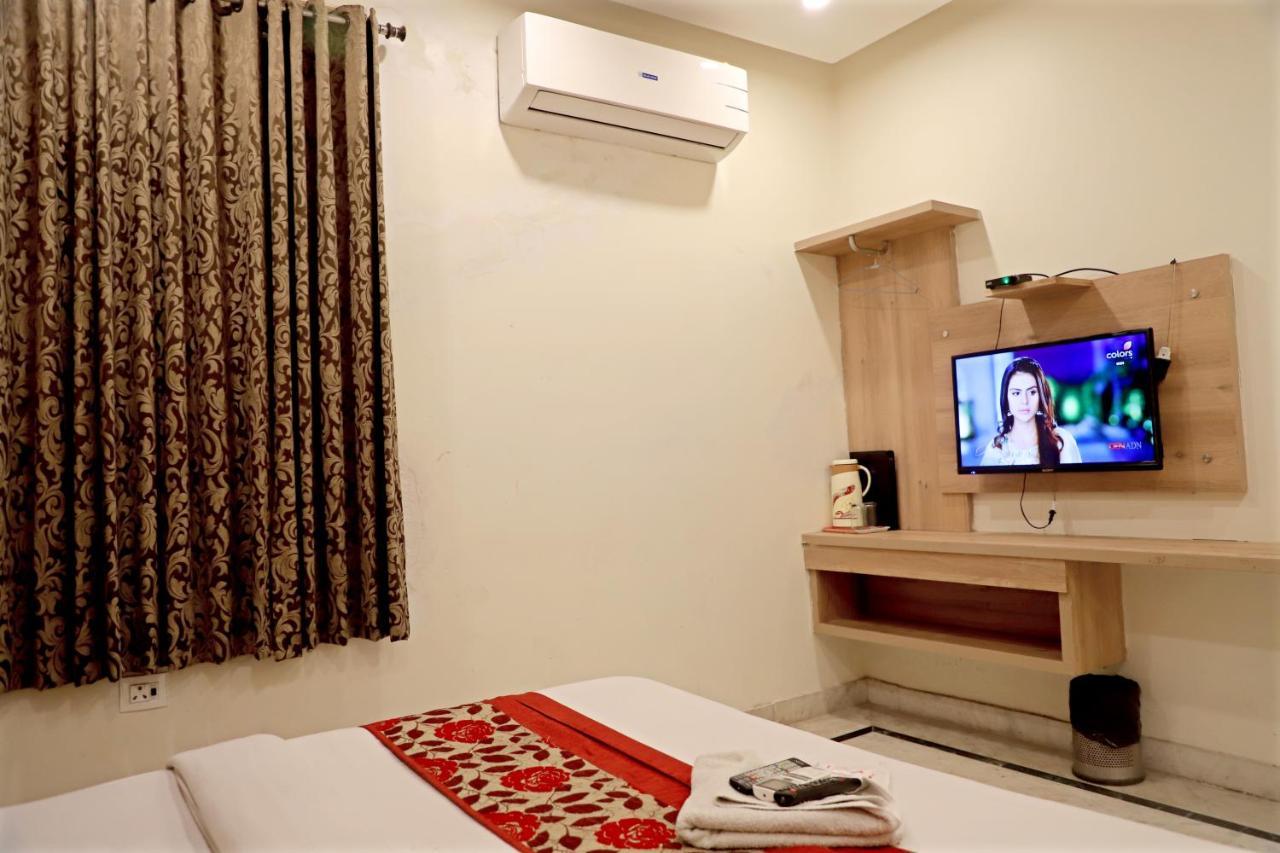 Hotel Klick International At "5 Min Walking " From New Delhi Railway Station Nova Deli Exterior foto